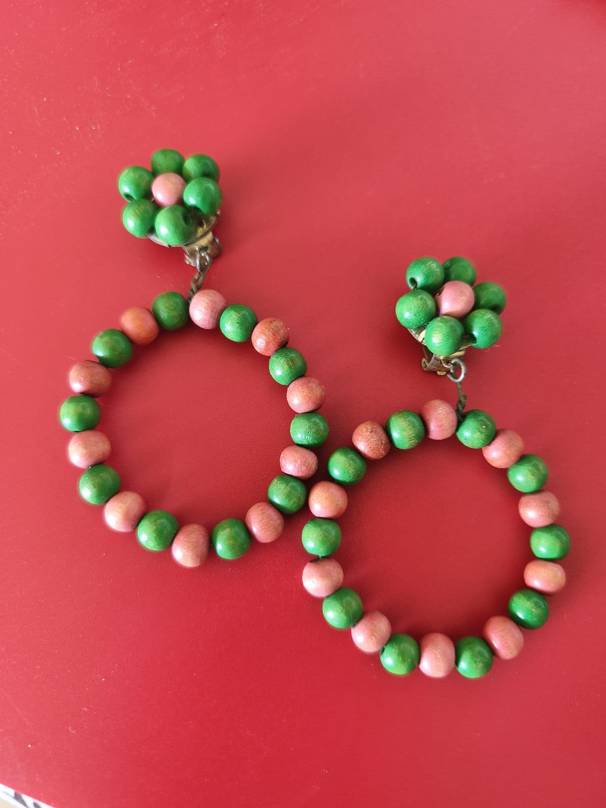 Paire de boucles d?oreilles vintage ancienne rétro collection bijoux femme