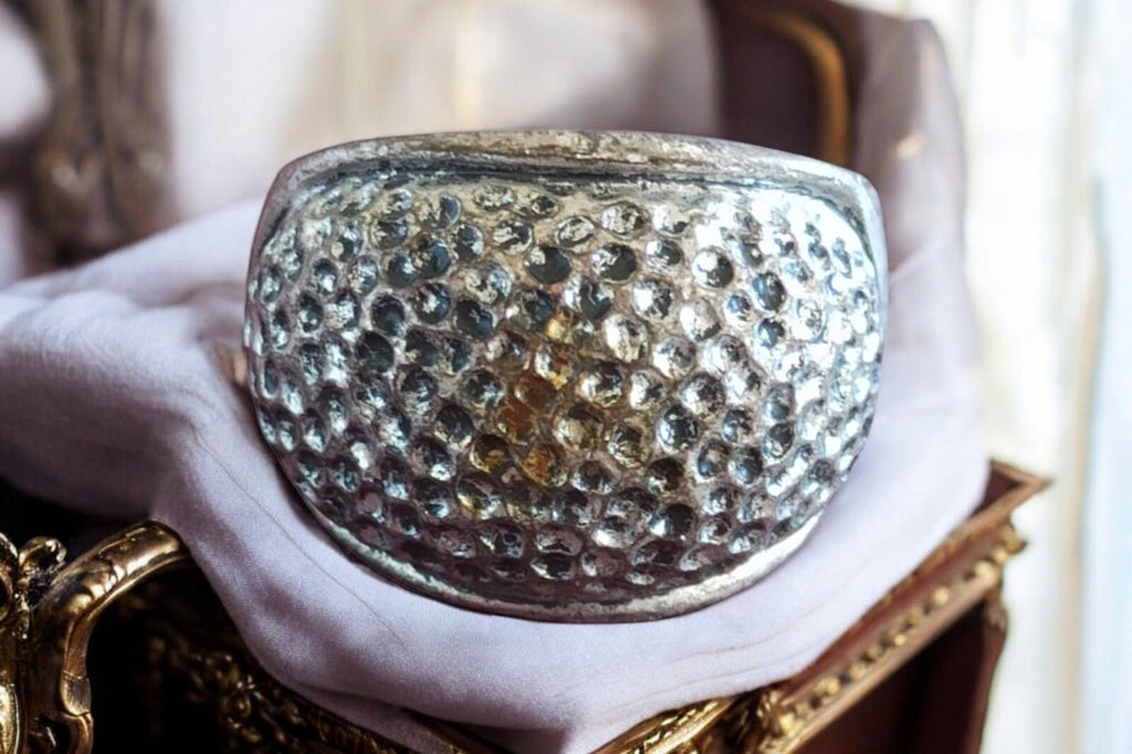 Bague vintage large bombée métal martelé style 70s taille 53