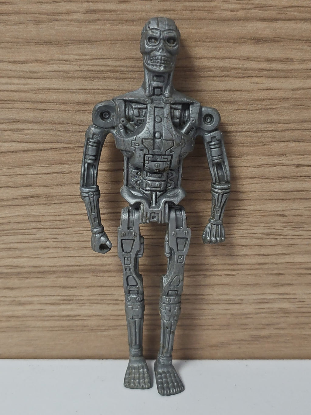 Figurines Terminator Robot Carolco d'occasion ? Jouets articulés inspirés du fil