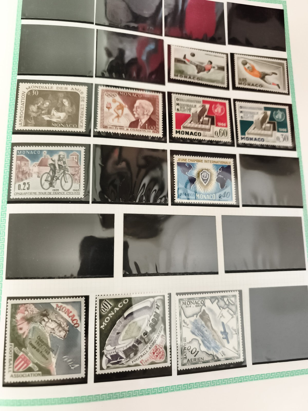 Timbres Monaco thématiques sport, architecture, faune, lot philatélie poste