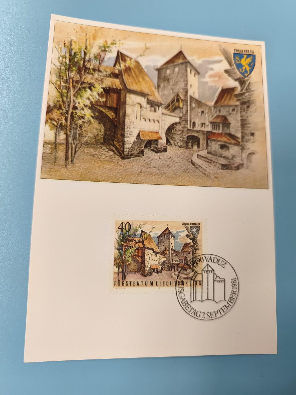 Carte postale philatélie Liechtenstein Frauenberg timbre château Vaduz 1981
