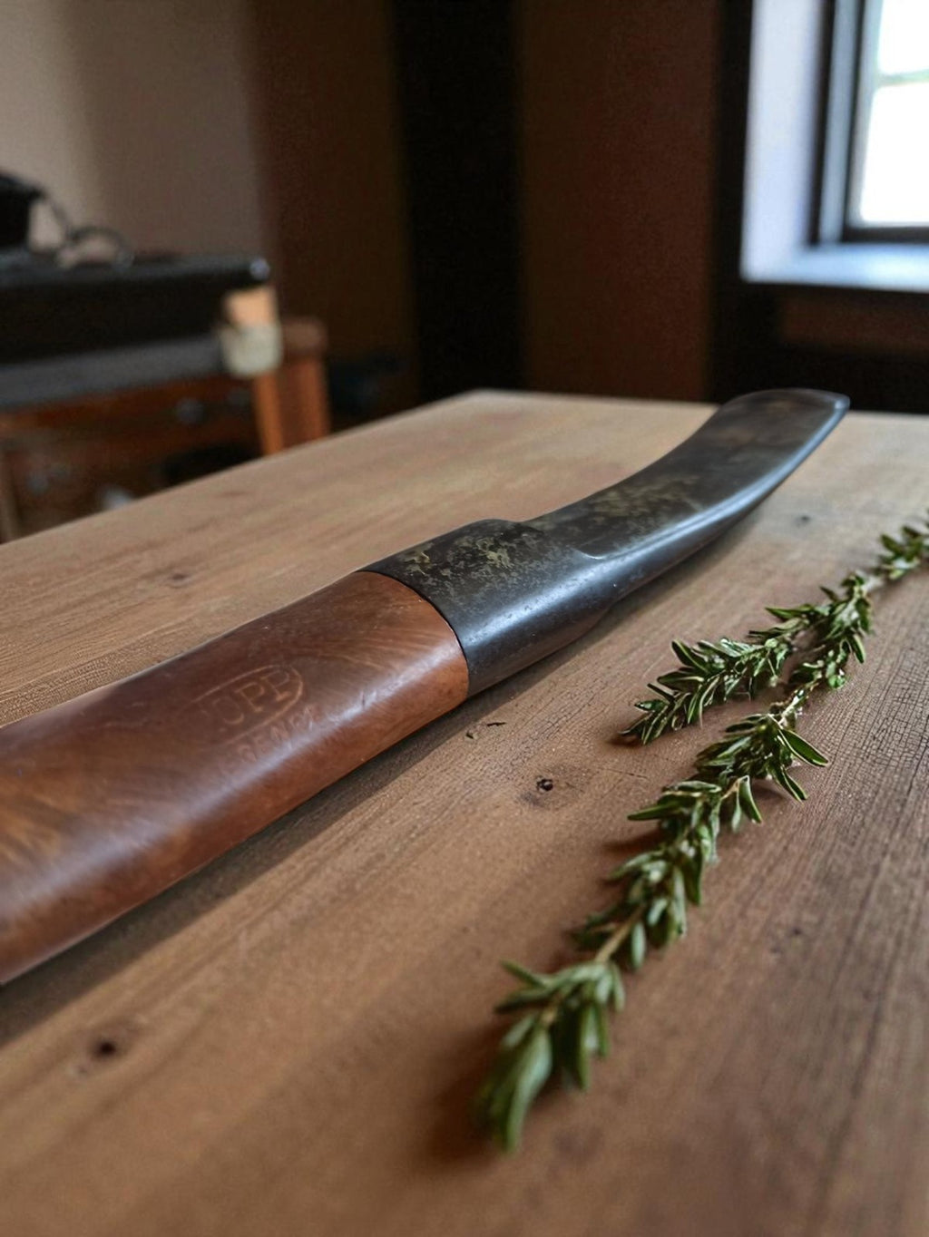 Pipe vintage signée courbe en bois, état collection, fumeur ancien