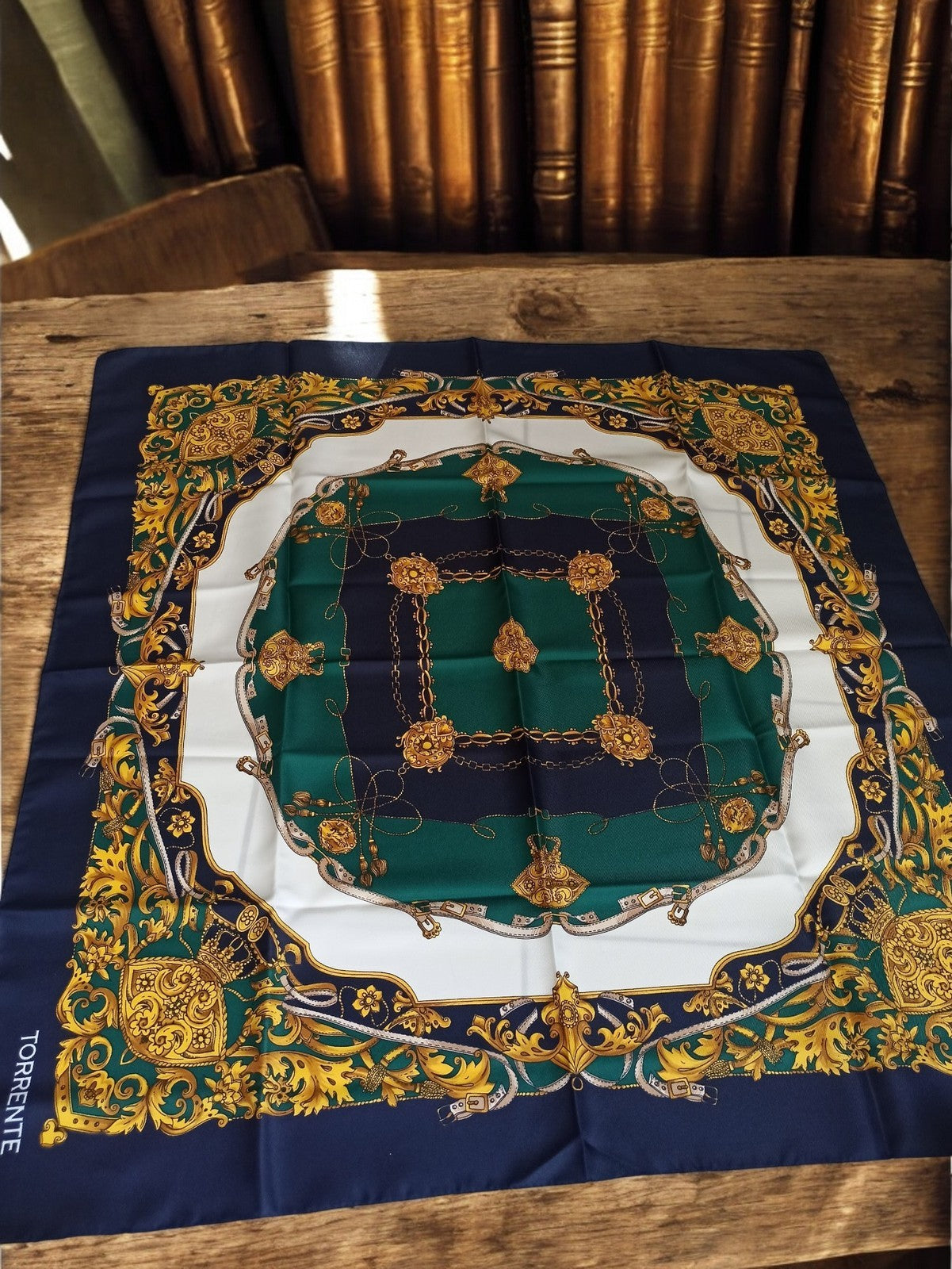 Foulard carré vintage Torrente motif chaînes baroques bleu vert doré rétro éléga