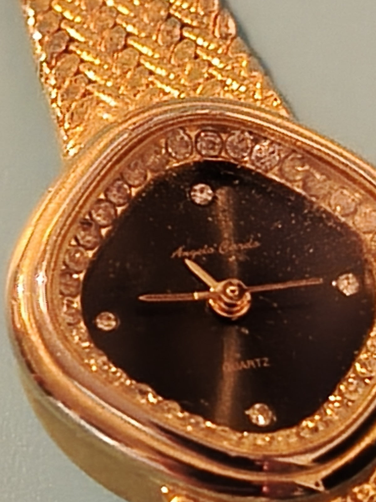 Montre femme vintage Angelo Cardo ancienne, plaqué or, rétro collection