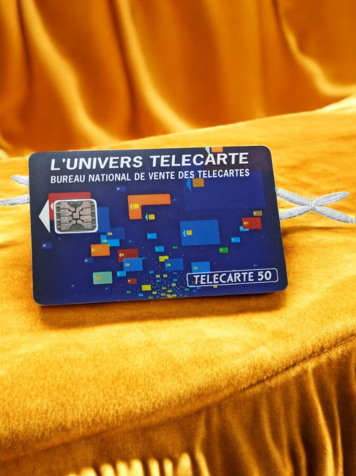 Carte téléphonique vintage Télécarte 50 L'Univers design années 90 puce France