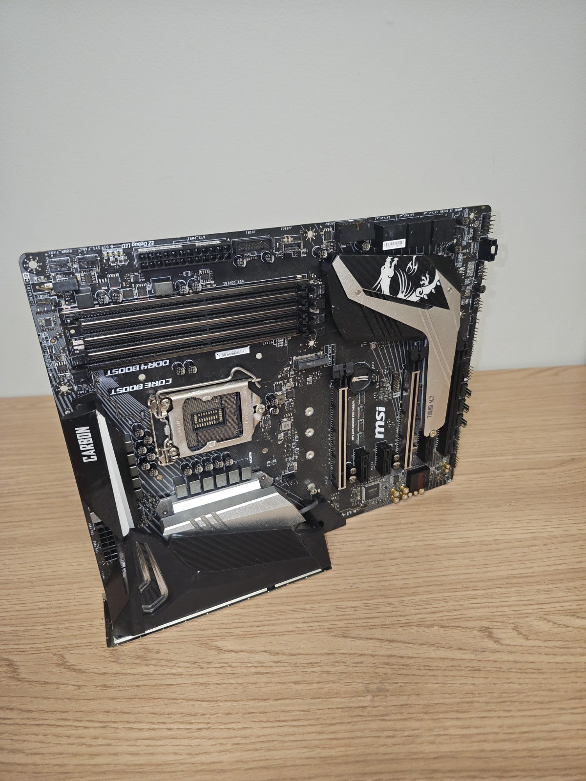 Carte mère MSI MPG Z390 GAMING PRO CARBON  non testée en l'état