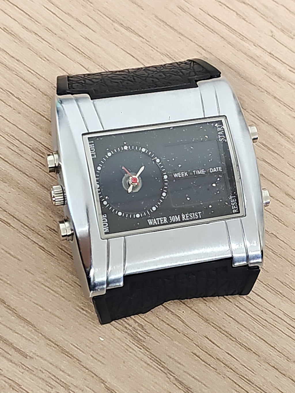 Montre rétro IK Collection femme, cadran rectangulaire noir, vintage ancien