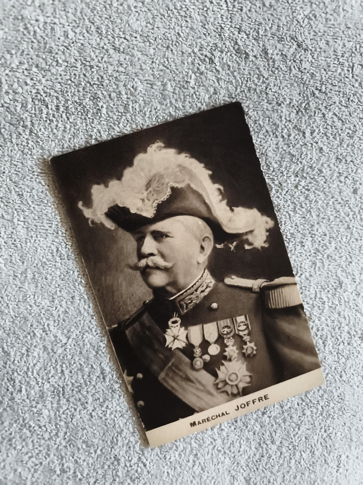 Carte postale ancienne Maréchal Joffre portrait uniforme médailles philatélie
