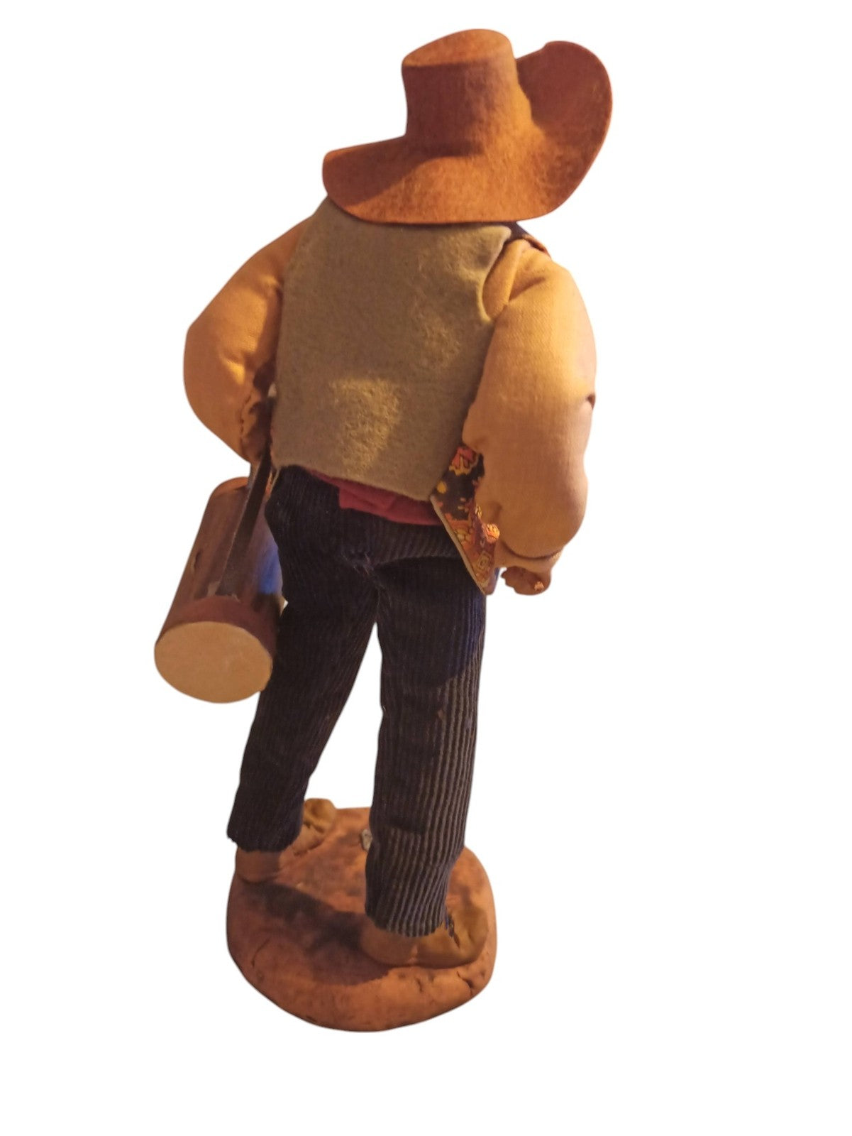 Figurine Santon de Provence 25cm en argile signée Marinacci, chapeau large