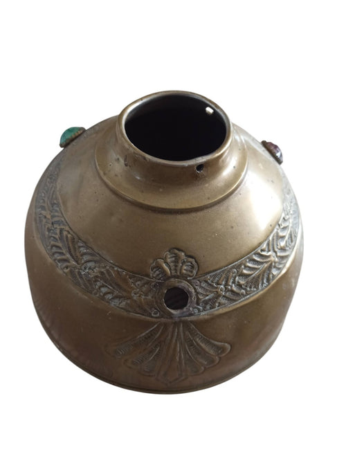 Abat-jour oriental vintage laiton décor gravé pierres colorées exotique