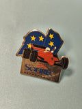 Pin's vintage Sofirec Formule 1 auto rouge étoiles Europe collection course