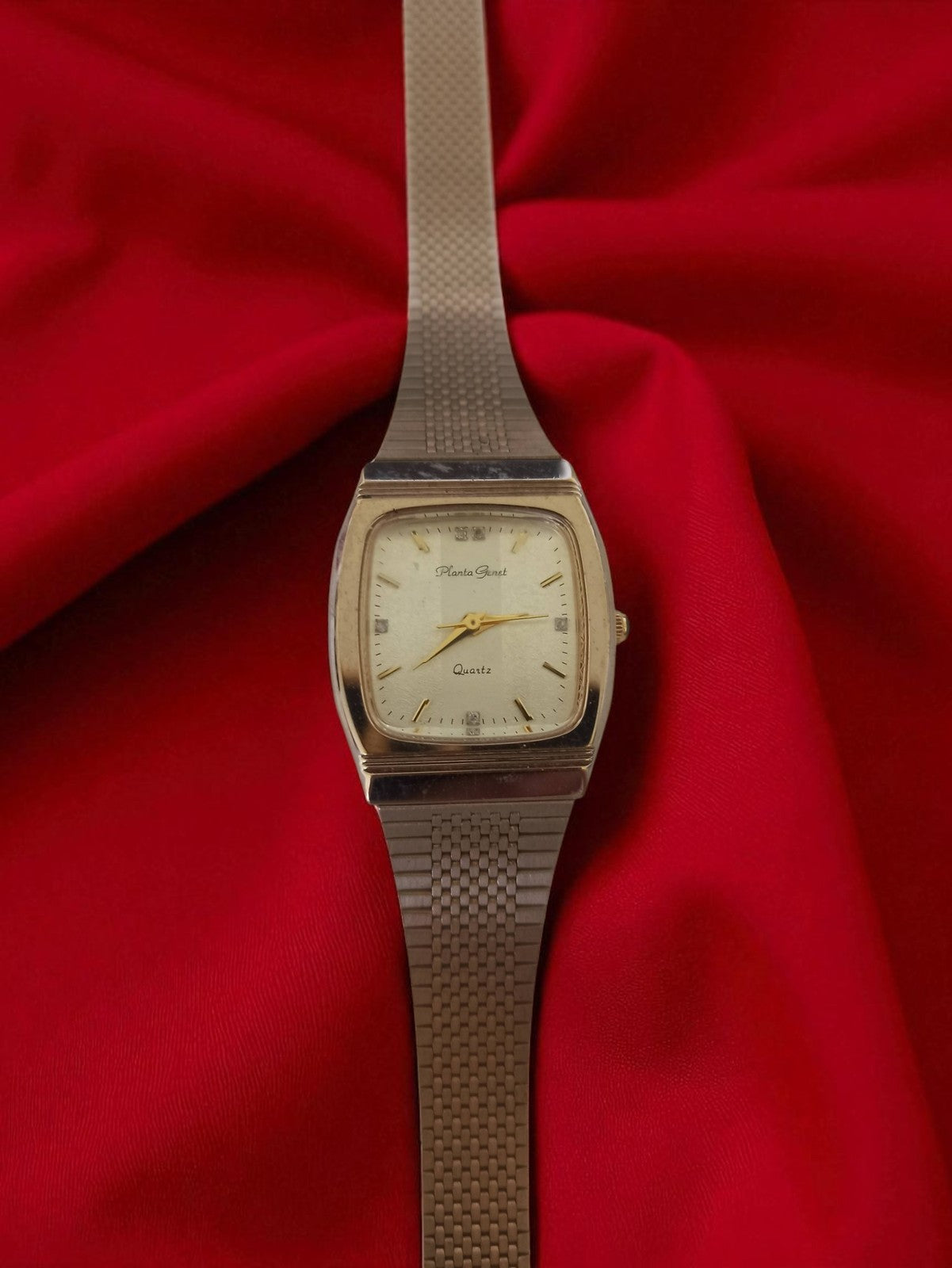 Montre vintage femme Planta Genet quartz, bracelet aspect métallique rétro