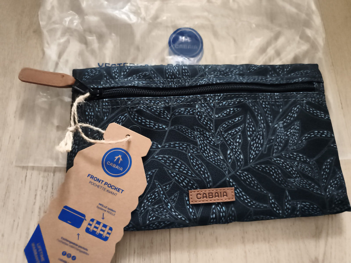 Pochette avant Cabaia motif feuillage bleu 24 cm neuve accessoire sac
