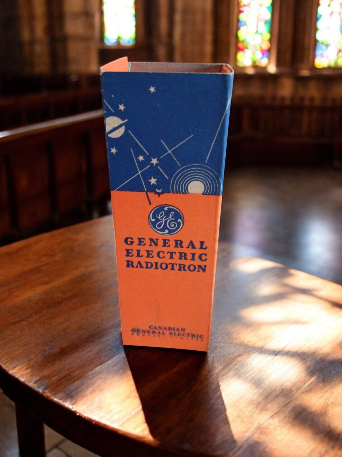 Tube radio vintage General Electric Radiotron neuf, boîte d'origine orange/bleu