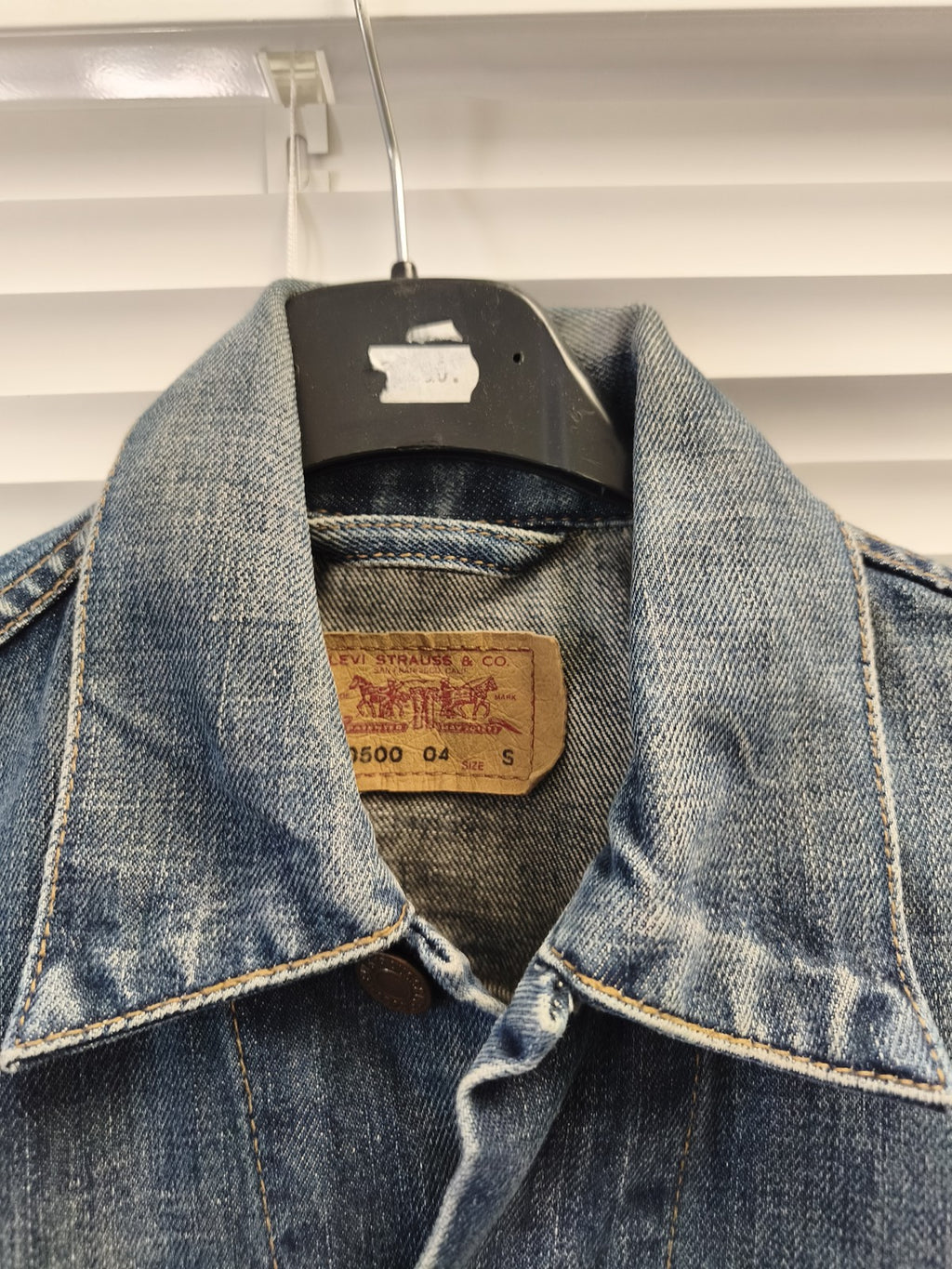 Blouson vintage homme Levi's en jean taille S, veste ancienne rétro collection
