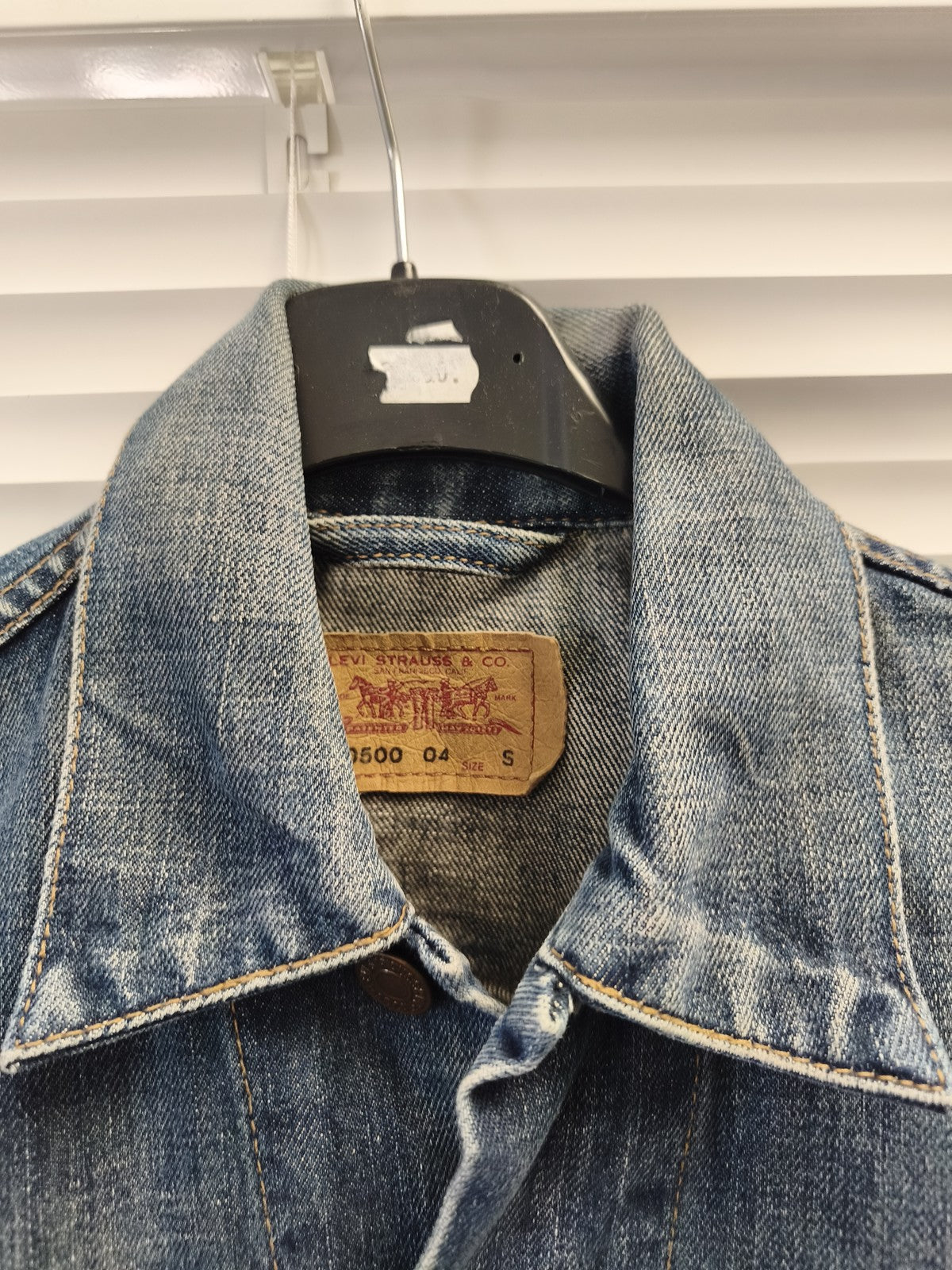Blouson vintage homme Levi's en jean taille S, veste ancienne rétro collection