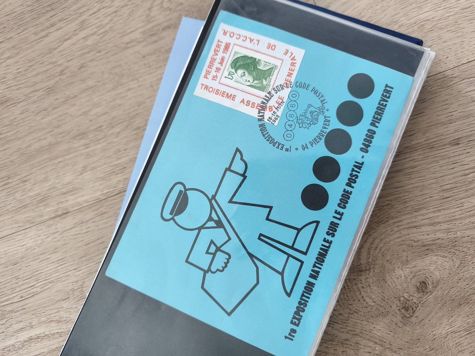 Enveloppe philatélie France exposition code postal Pierrevret timbre illustré