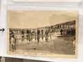 Carte postale ancienne Boulogne-sur-Mer L’Heure du Bain plage animée CPA