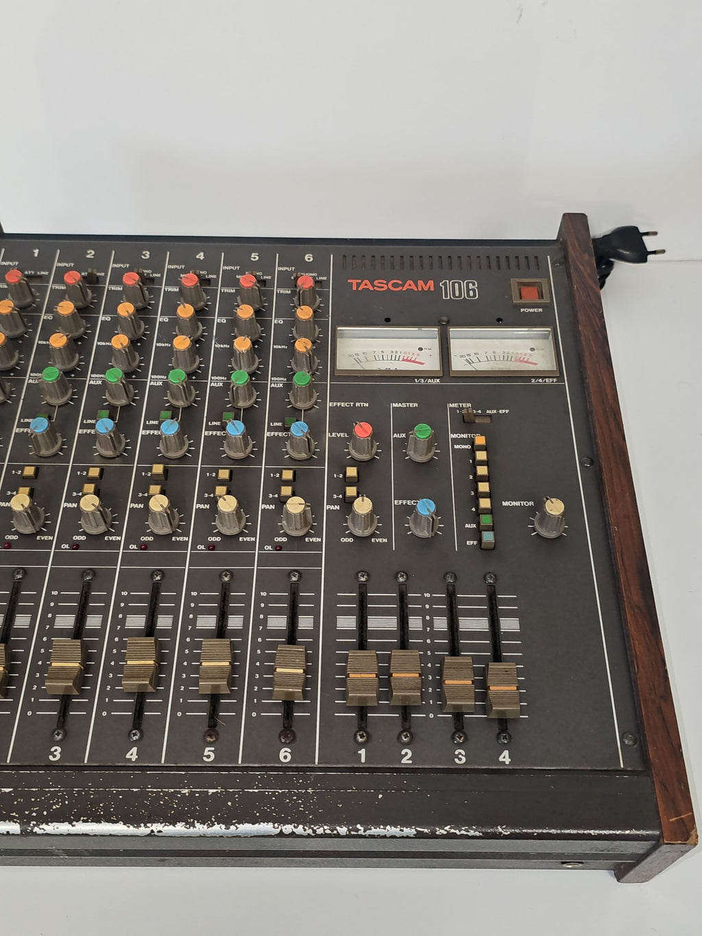 Table de mixage Tascam M-106 audio 6 canaux, console DJ studio, équipement son