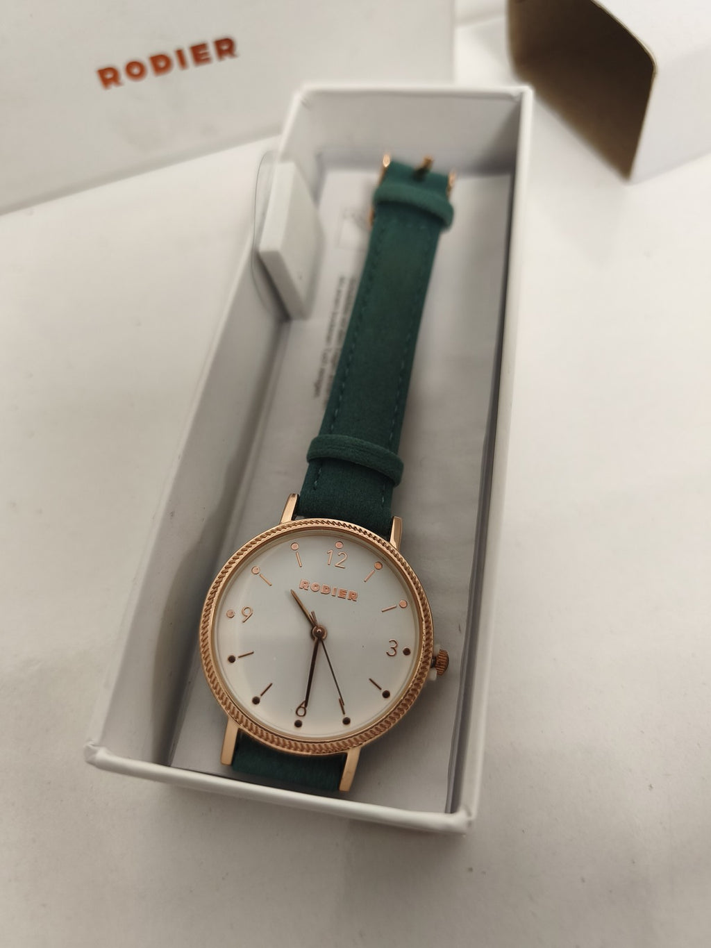 Montre femme Rodier avec boîte d'origine, montre-bracelet élégante occasion