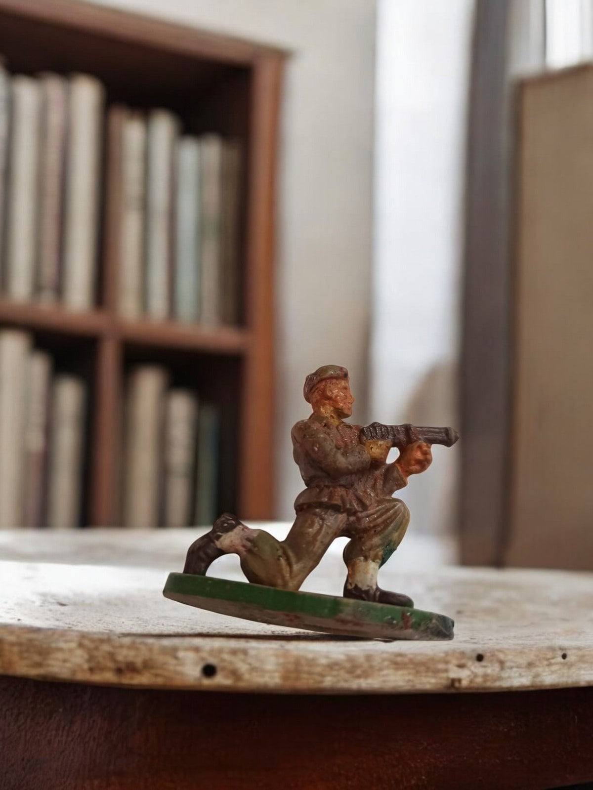 Vintage Starlux soldier figurine old retro military statuette decor