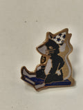Pin's vintage ancien rétro collection badge broche original objet publicitaire