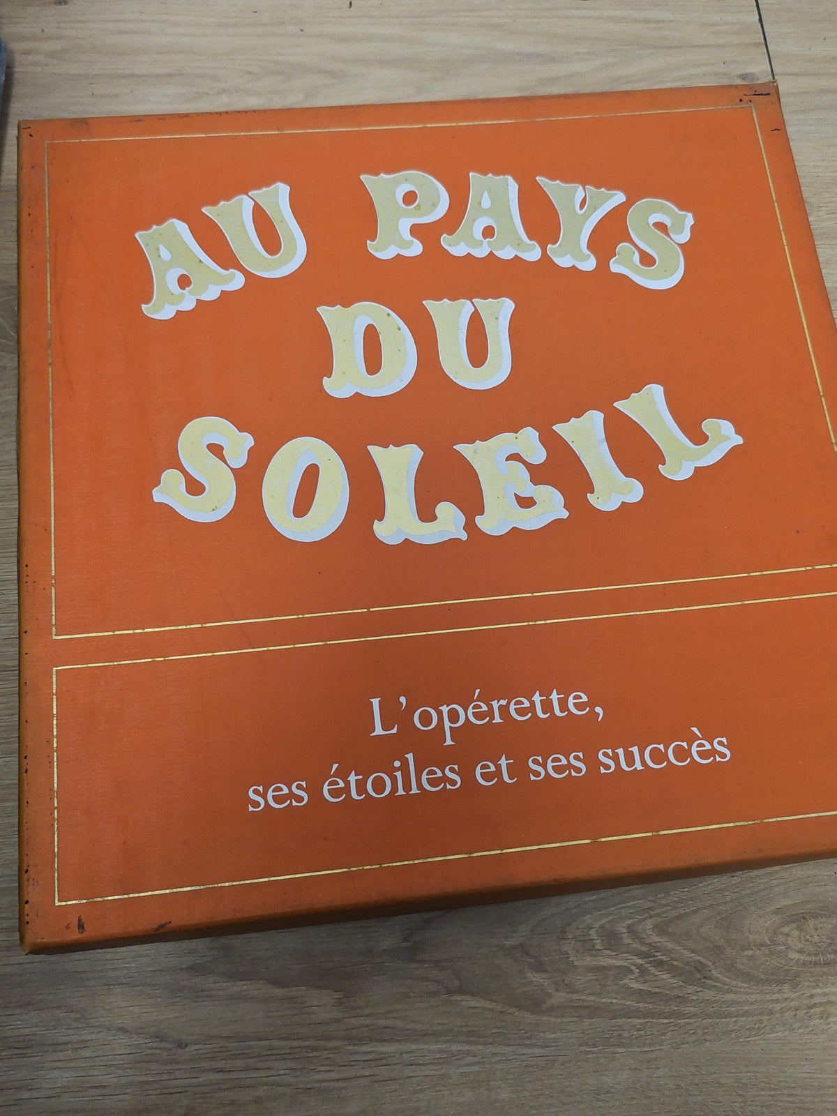 Vintage vinyle 33 tours rétro Au Pays du Soleil disque ancien collection musique