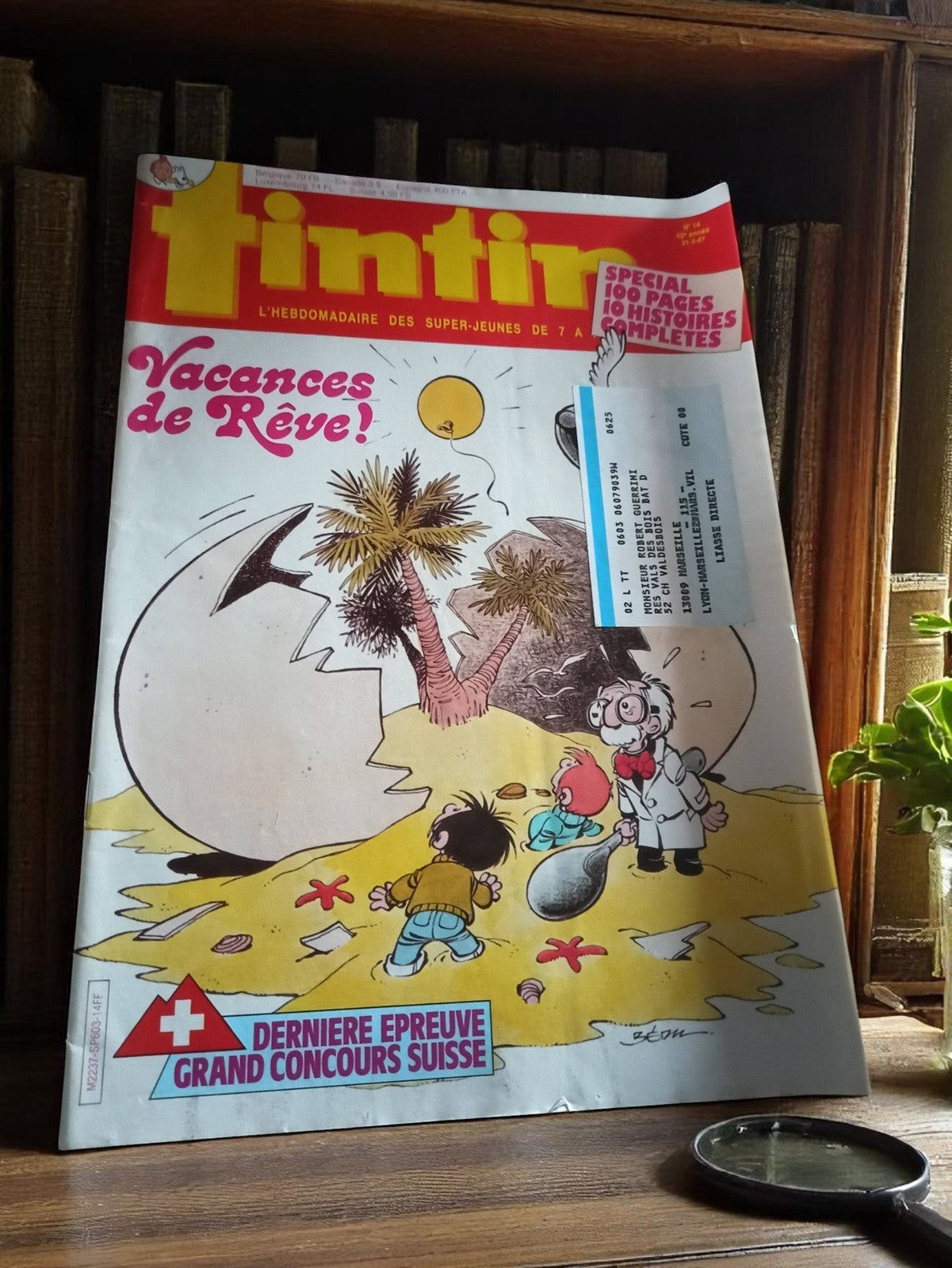 Magazine Tintin vintage années 80 couverture Vacances de Rêve rare collector