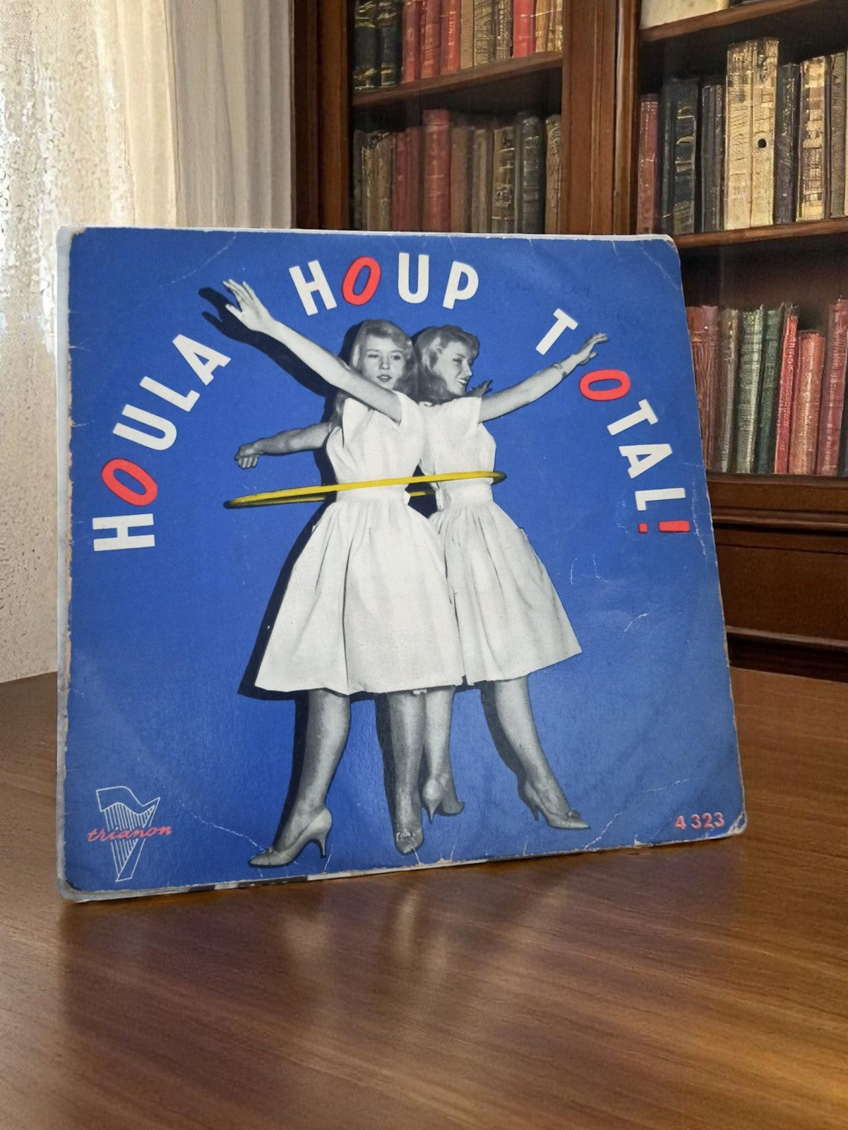 Vinyle 45 tours Houla Houp Total vintage Trianon pochette bleue rare