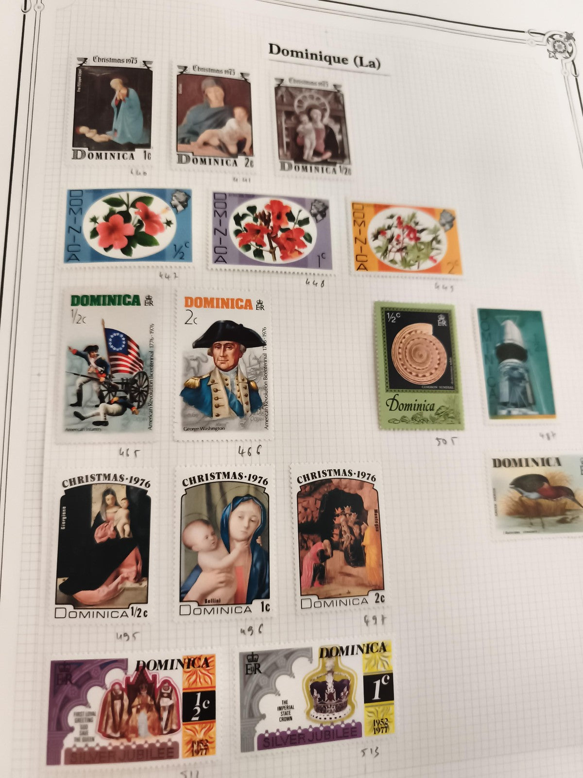 Timbres anciens Dominica lot x15 thématiques Noël fleurs personnages animaux