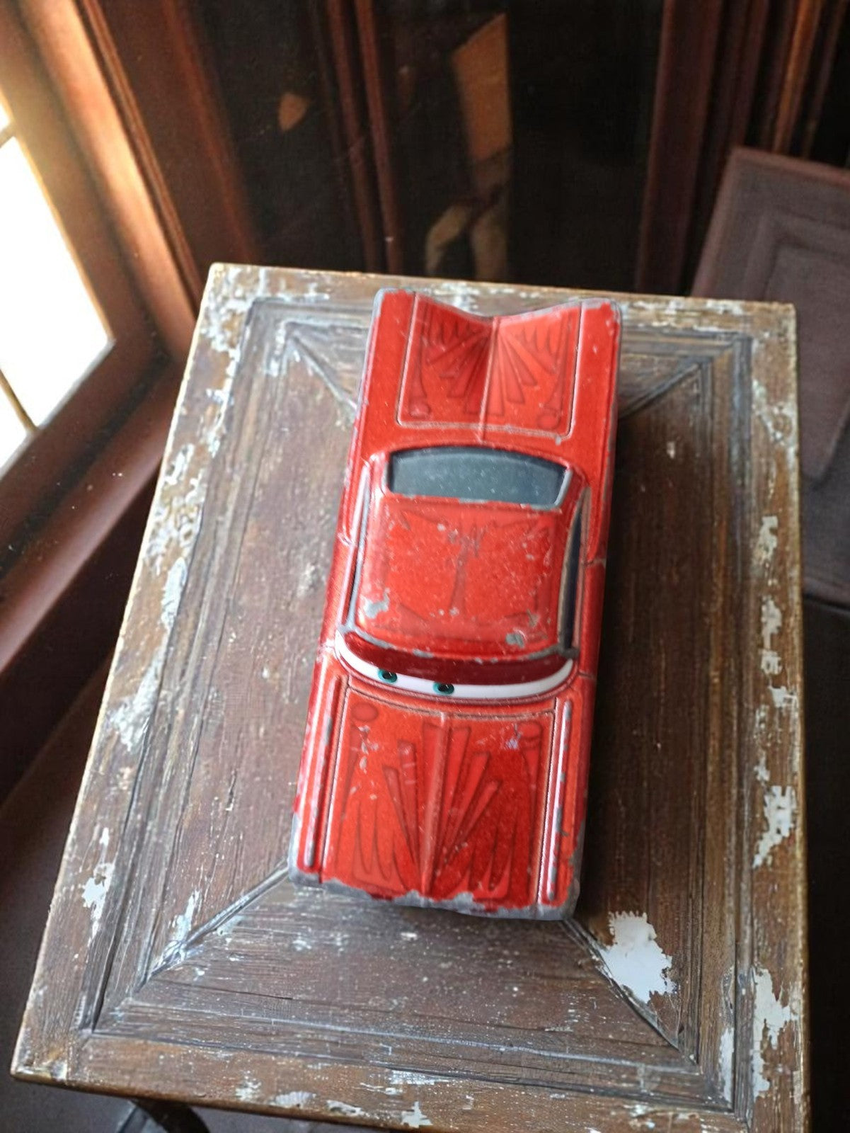 Voiture miniature Disney Cars vintage métal rouge Disney, modèle ancien
