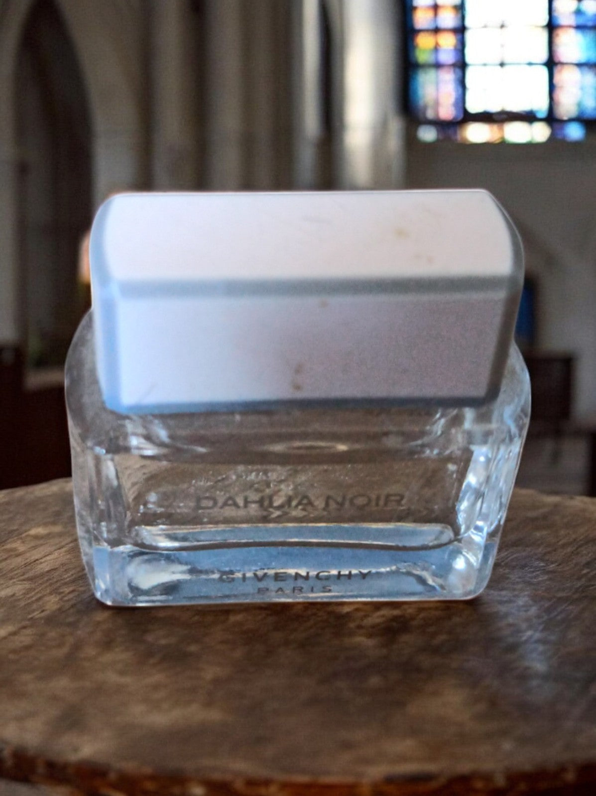 Miniature Parfum Vintage en Flacon Délicat