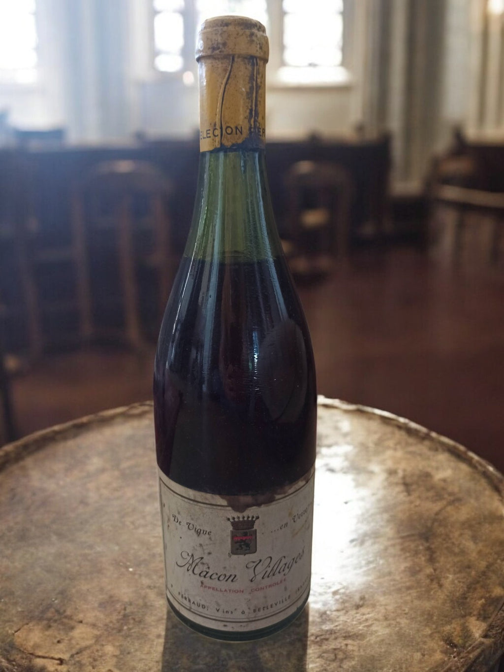 Bouteille vin Mâcon Villages ancienne étiquette vintage Bourgogne