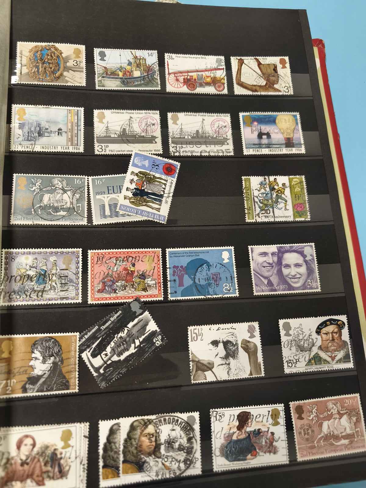 Lot anciens timbres oblitérés Angleterre collection thématique personnages et hi