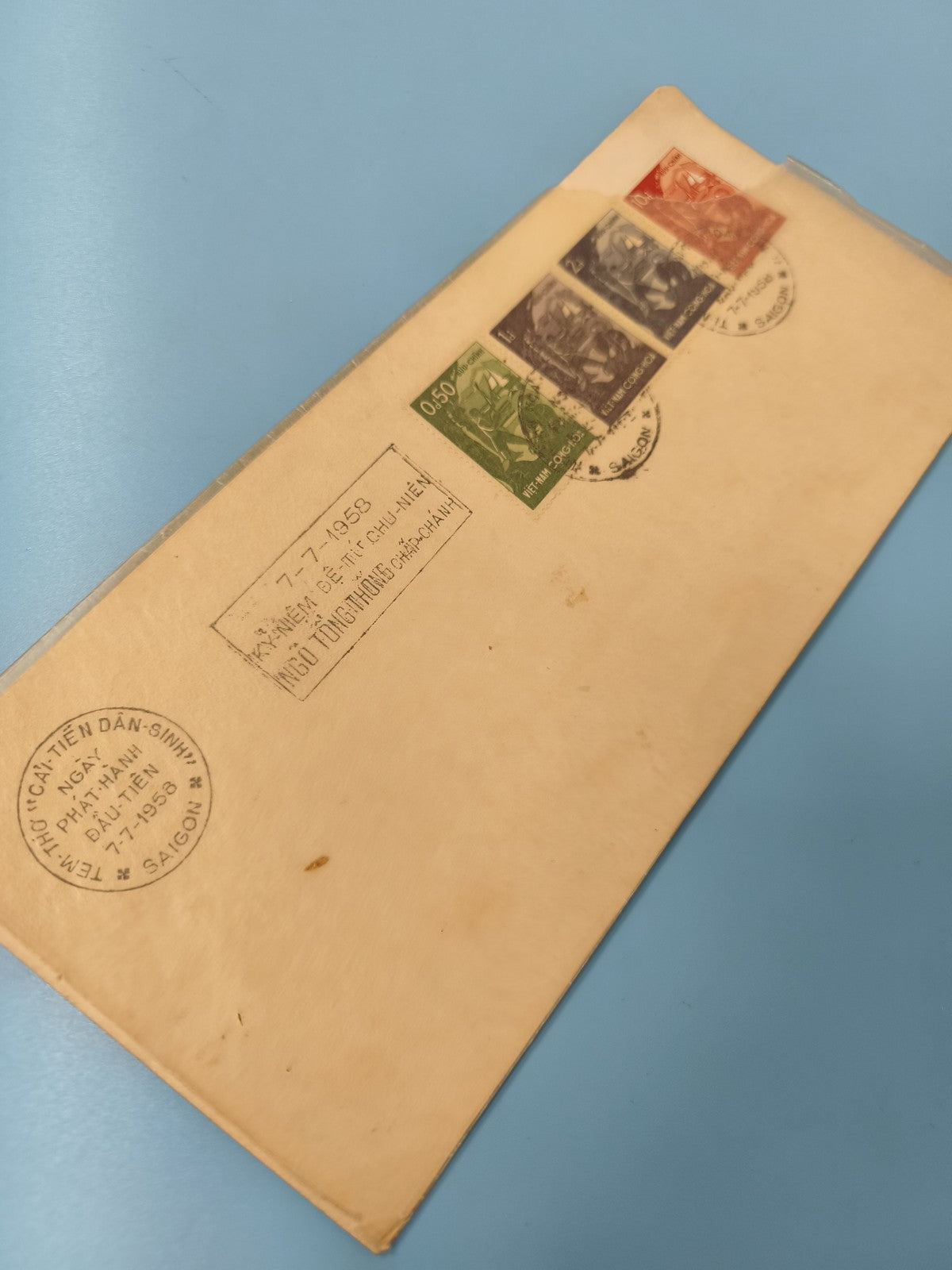 Ancienne enveloppe timbrée oblitérée 1958 Vietnam philatélie collection