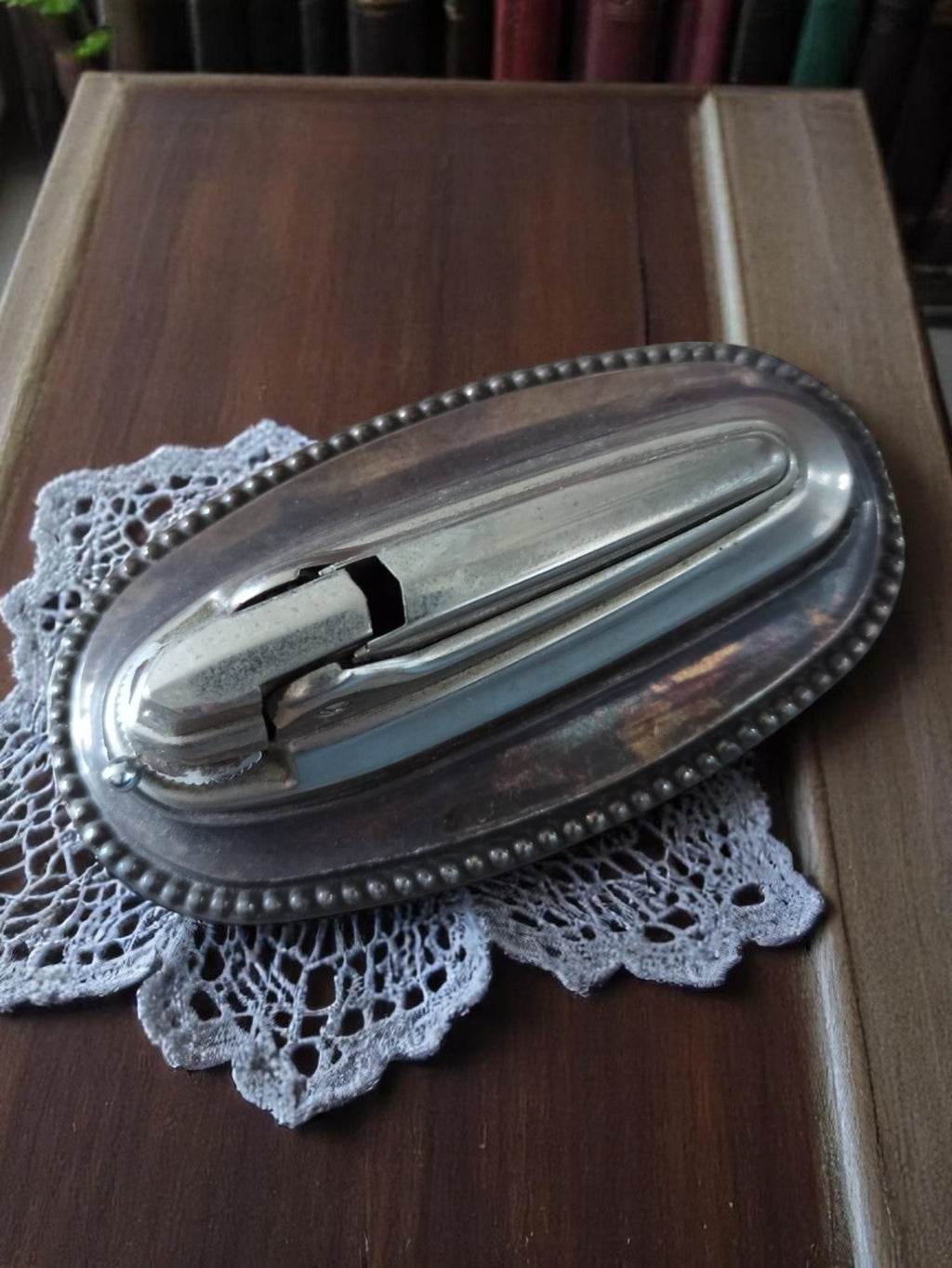 Briquet de table vintage en métal, finition argentée, style Art déco