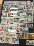 Lot de timbres Monaco multicolores thématiques, différents motifs, d'occasion