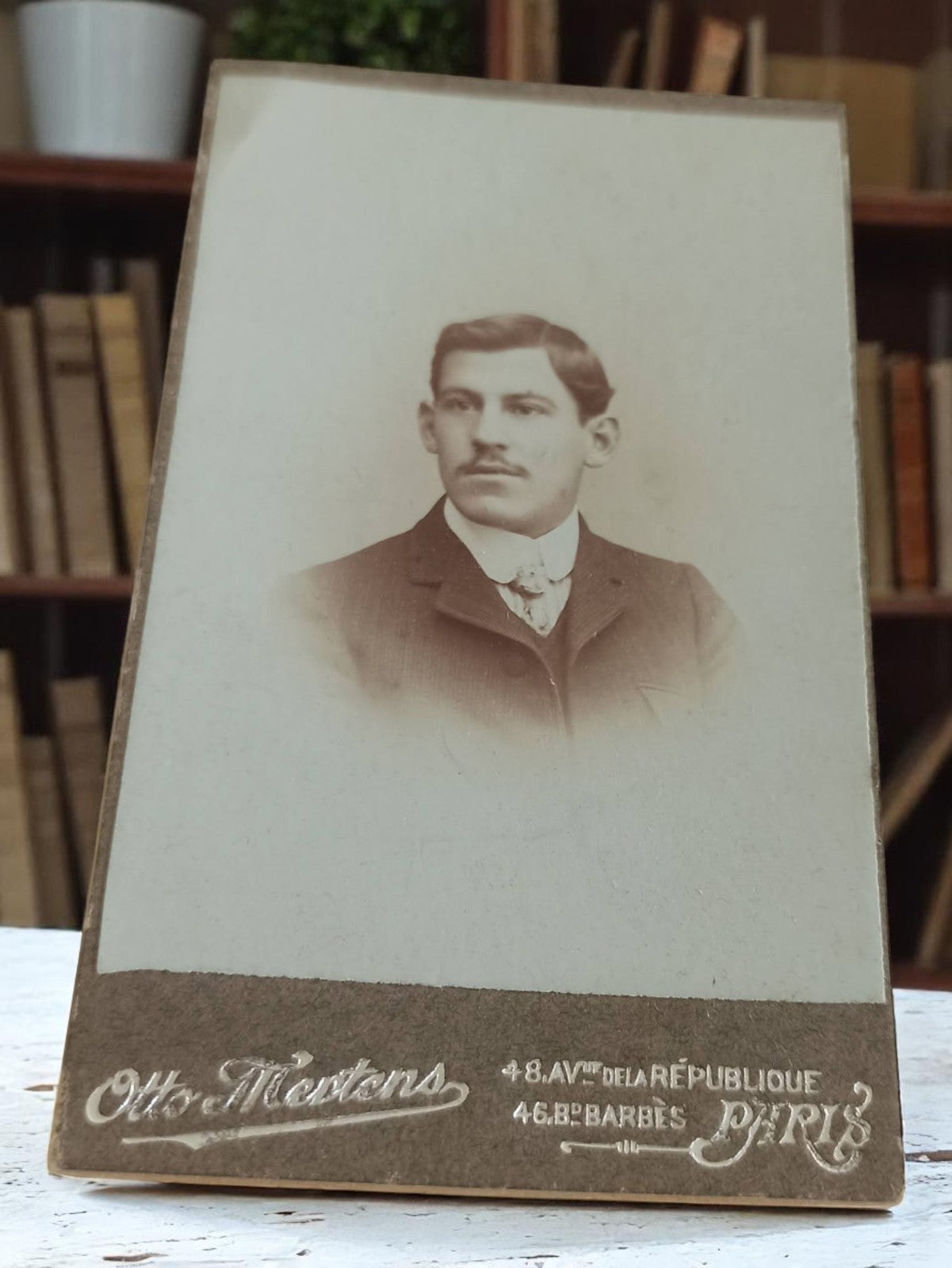 Photographie ancienne Otto Mestens portrait homme Paris vintage noir et blanc
