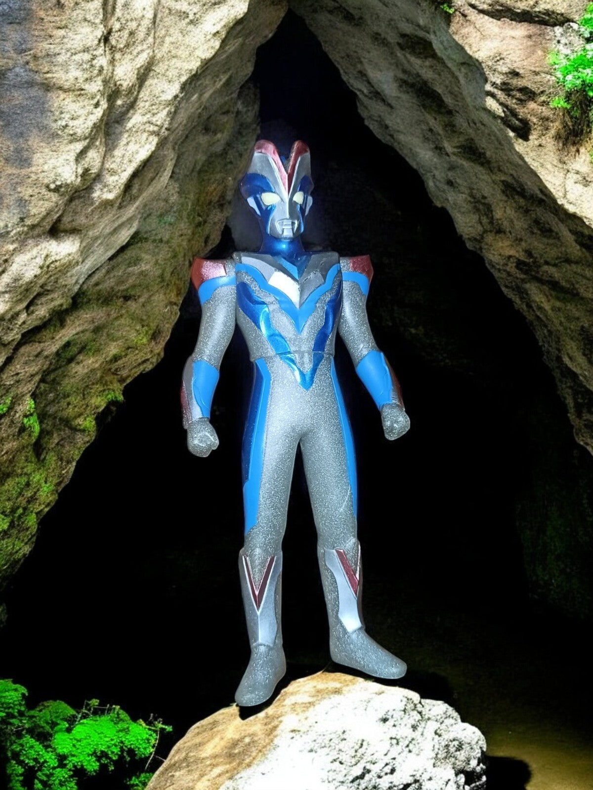 Figurine Ultraman Victory Knight bleu argenté Japon tokusatsu héros