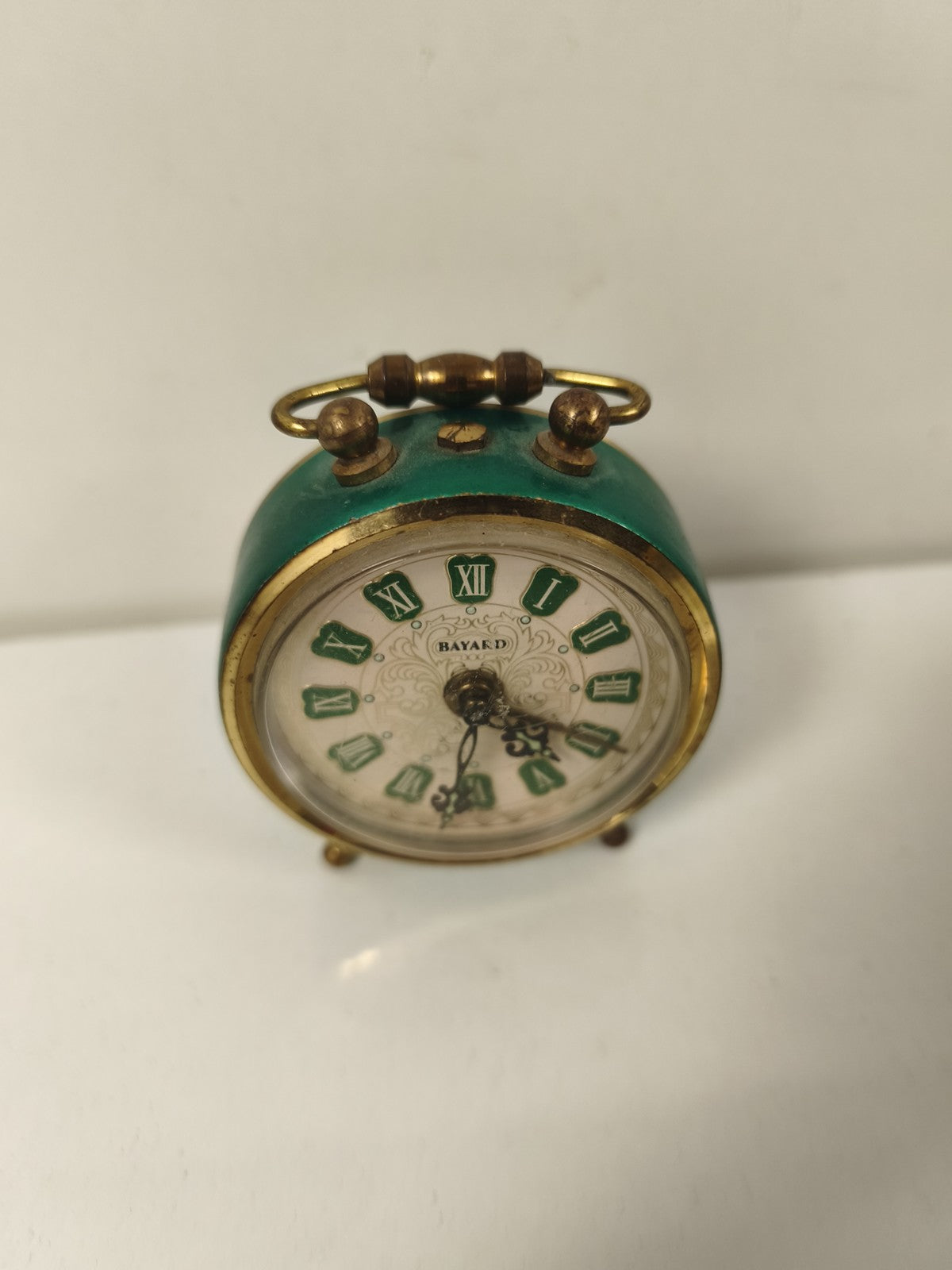 Ancien réveil matin Bayard vert, cadran chiffres romains rétro collection