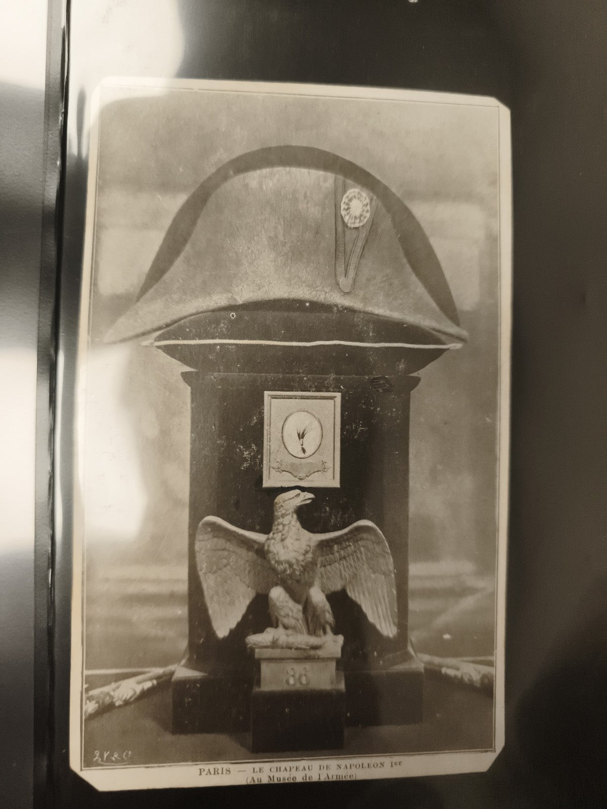 Photographie ancienne Paris Musée Armée Chapeau Napoléon 1er aigle impérial