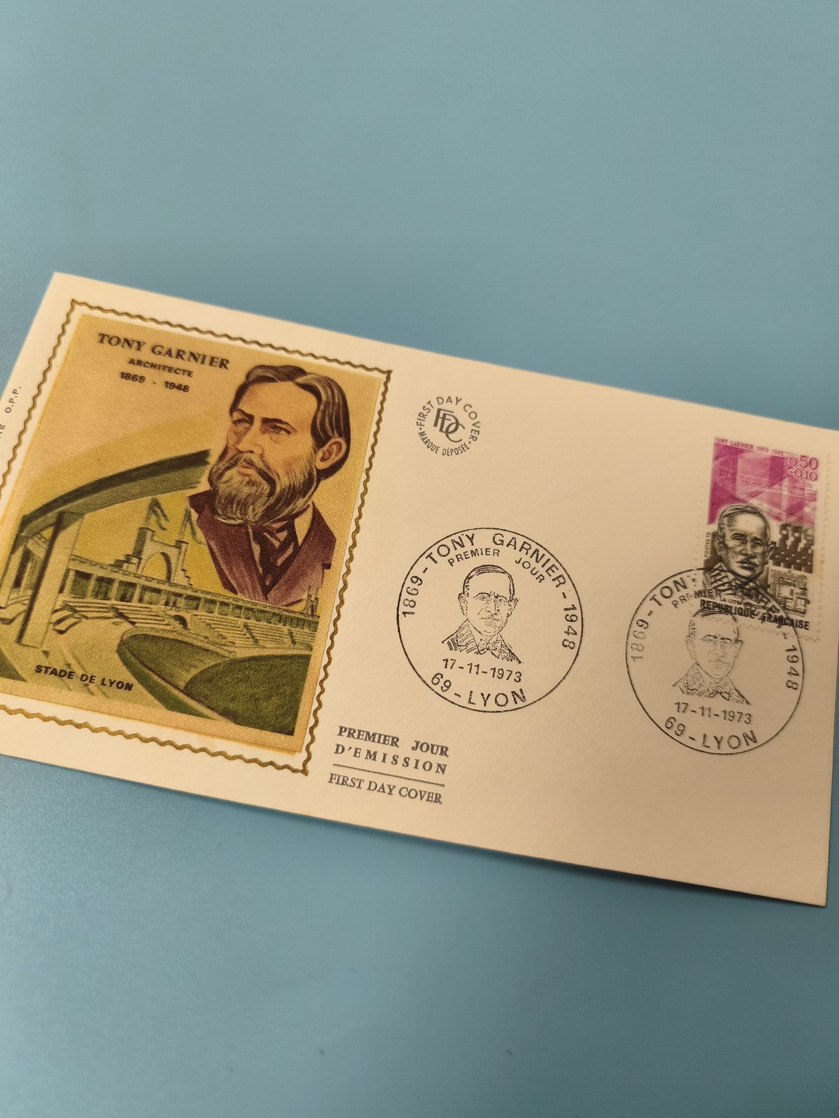 Enveloppe FDC Premier Jour Tony Garnier Lyon 1973 timbres et cachets visibles