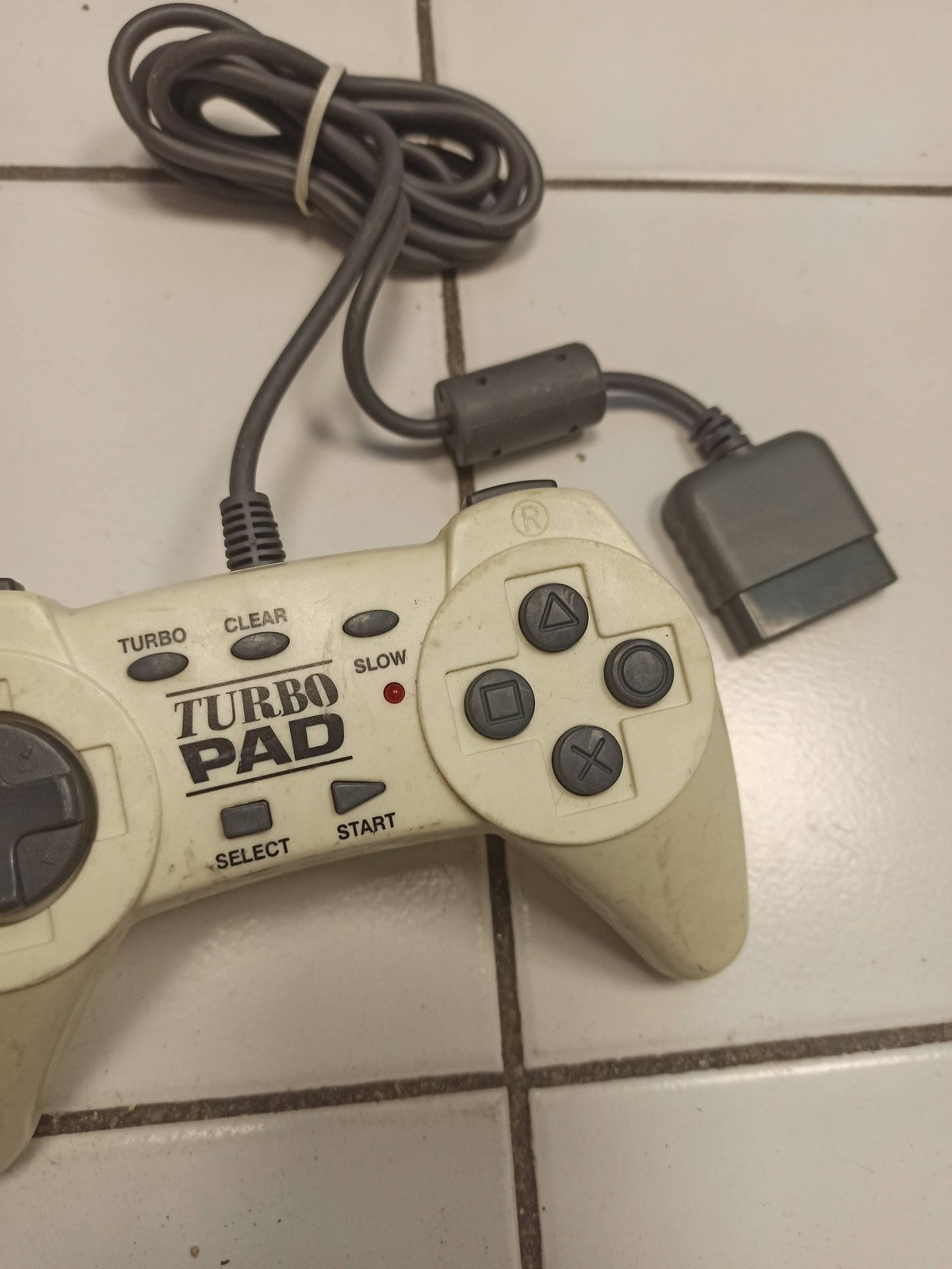 Manette Turbo Pad compatible PlayStation PS1 avec fonction turbo - Occasion