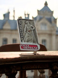 Broche soviétique Tcheliabinsk Légende de l’Oural insigne URSS relief