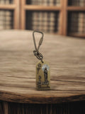 Porte-clés ancien Lourdes religieux vintage France, plaque dorée rétro souvenir