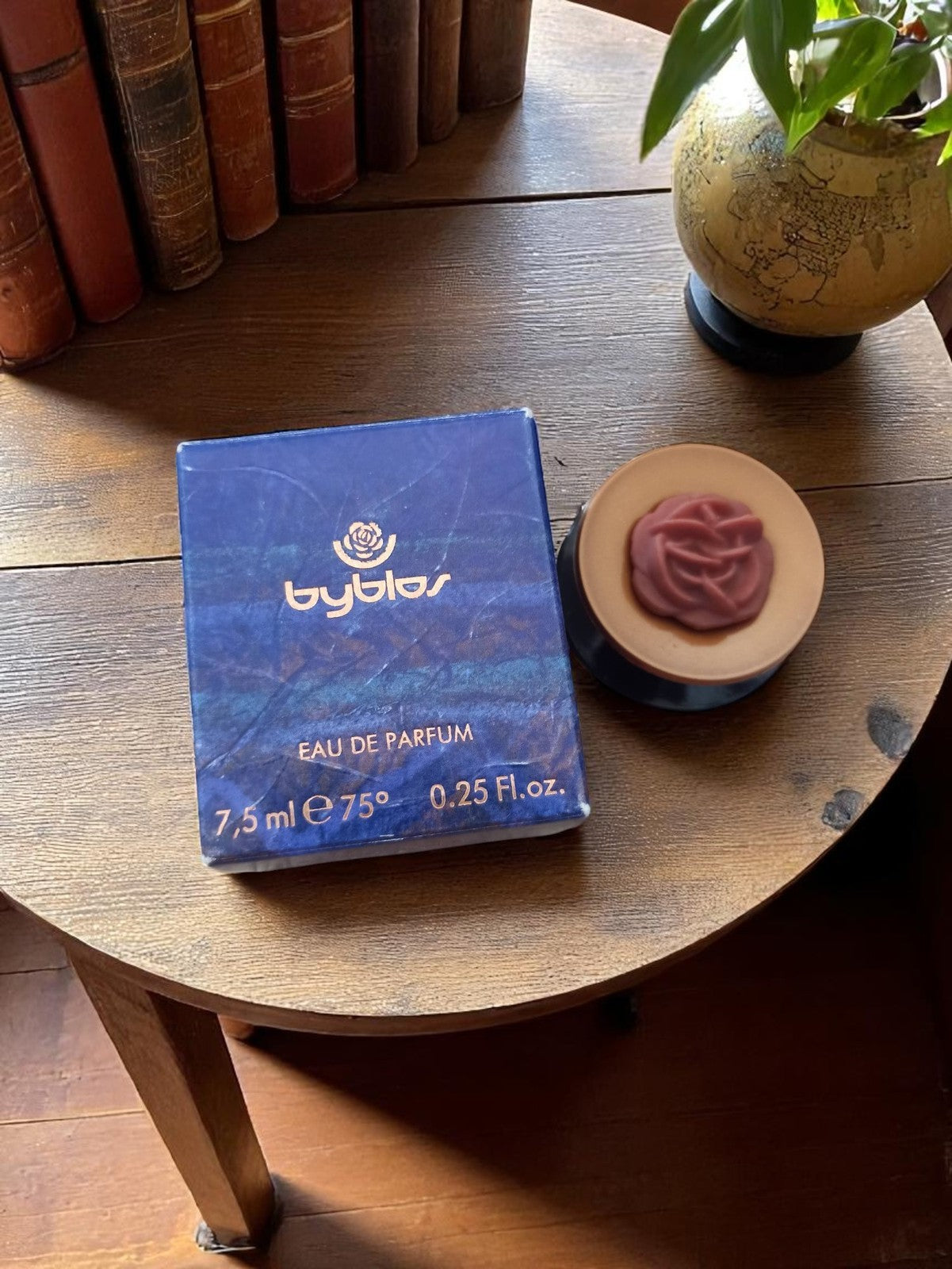 Miniature parfum Byblos vintage 7,5ml boîte bleue verre soufflé rose