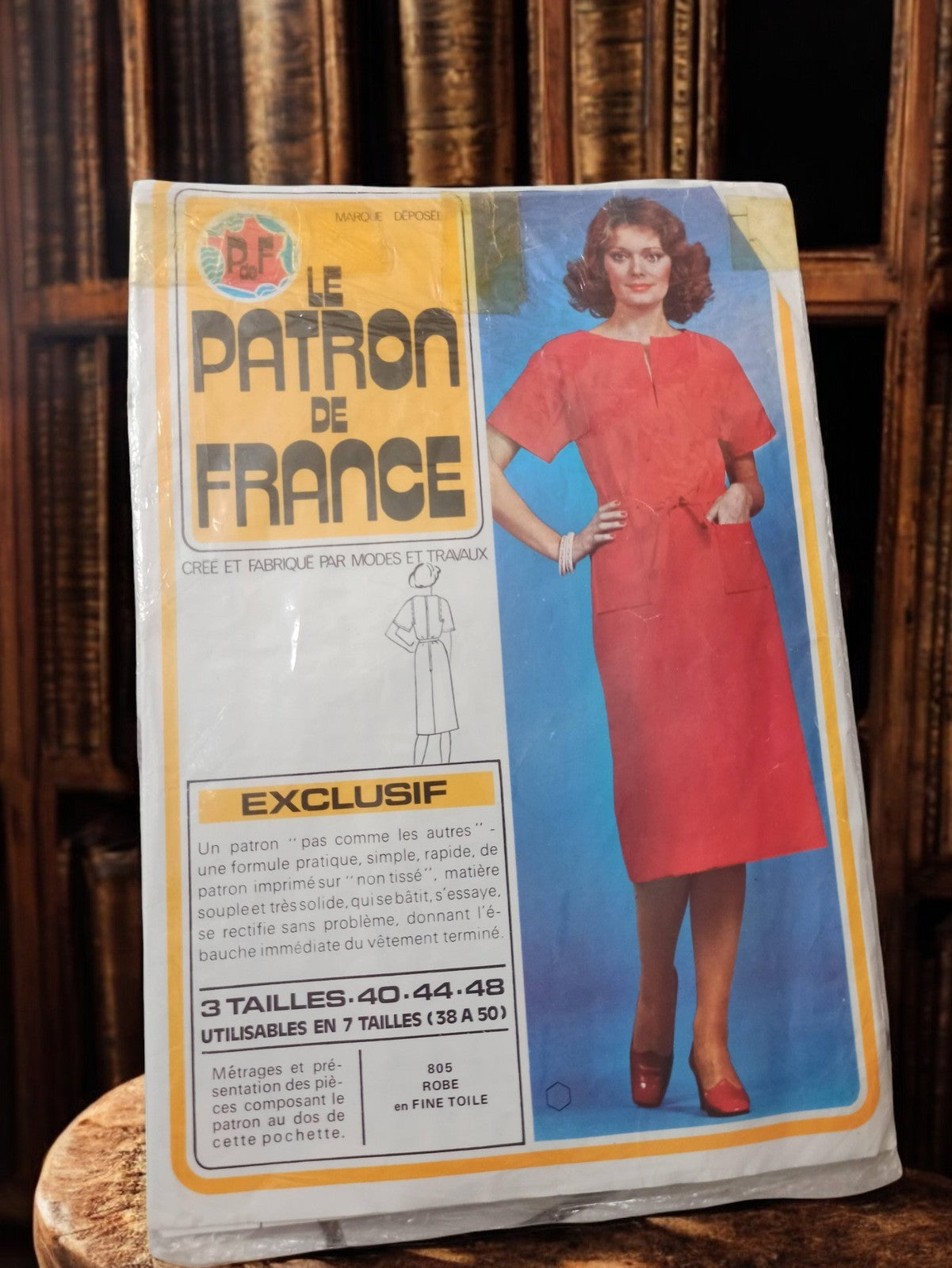 Patron couture vintage robe femme PPF France années 70, Modes et Travaux