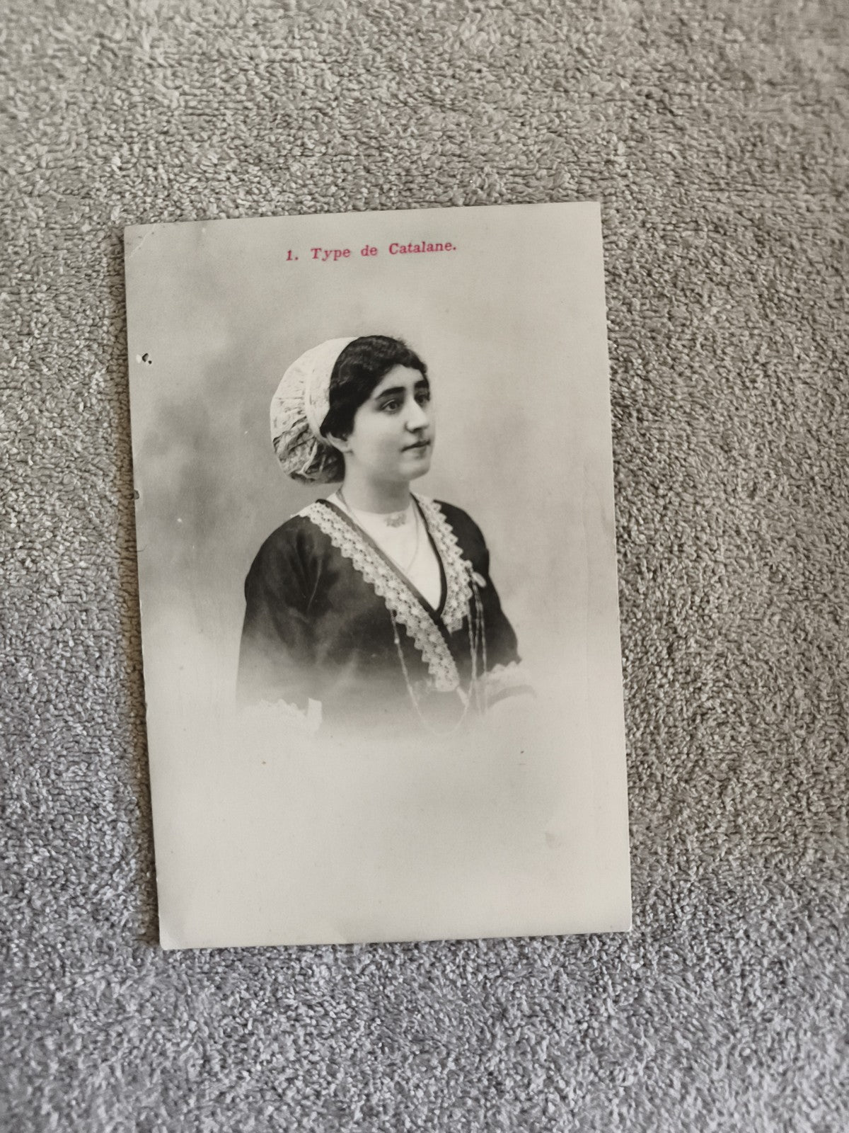 CPA Femme catalane costume traditionnel photo ancienne