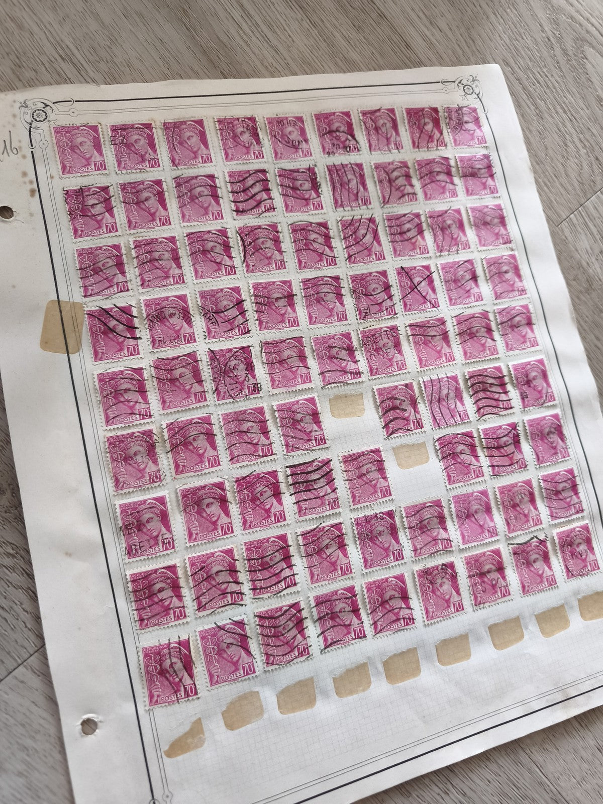 Gros lot ancien timbres Marianne 70c rose oblitérés sur planche philatélie étude