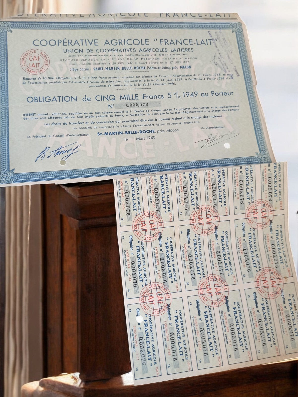 Obligation France-Lait 1949 action au porteur ancien titre boursier rétro